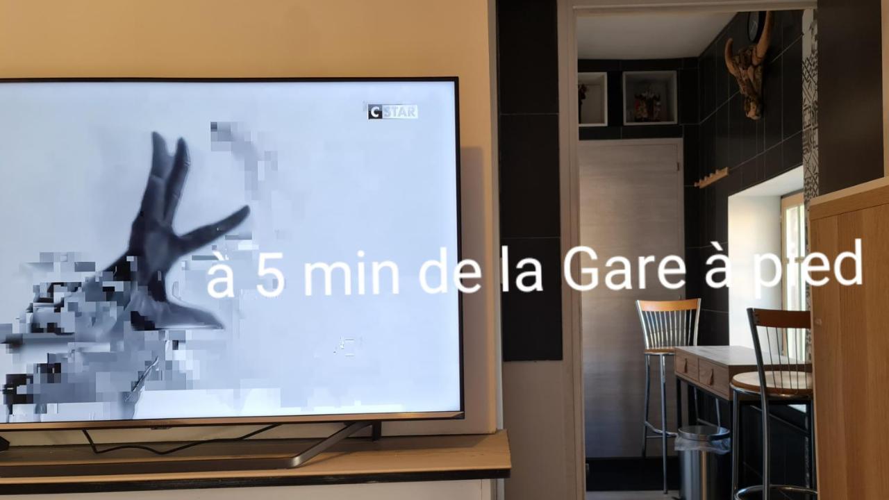 אגדה Le Studio De La Republique מראה חיצוני תמונה